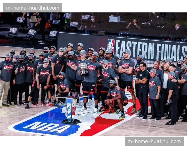 热火多点开花战术弥补得分缺口，团队协作成残阵取胜关键